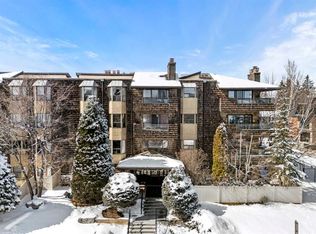 3719 C S 49th St NW #201, Calgary, AB T3A2E3