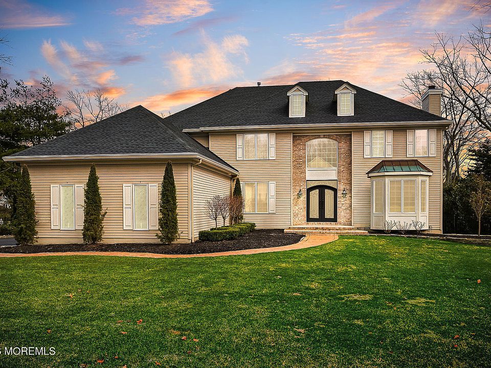1st image of 2352 Macintosh Drive