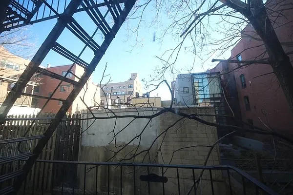 Rented by (Legacy) NY Quality Living Uptown | media 32