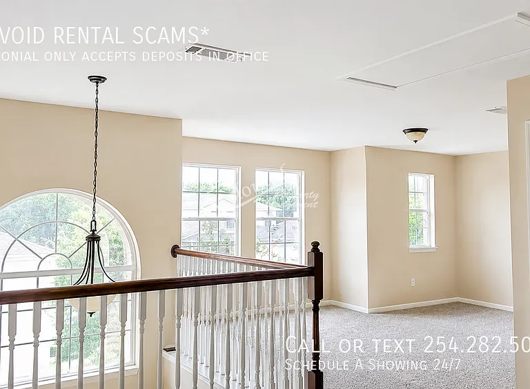711 Cattail Cir — Photo 8