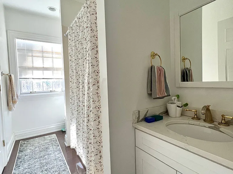 256 W Haviland Ln — Photo 20