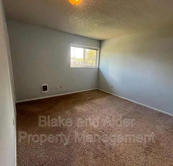 5531 SW Lombard Ave — Photo 13