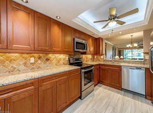 503 Lake Louise Cir UNIT 102, Naples, FL 34110