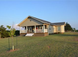 1886 N Karns Rd, Calumet, OK 73014