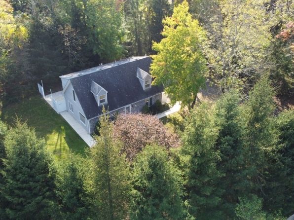 11 Sutton Rd