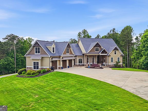 2nd image of 457 Arlington Way