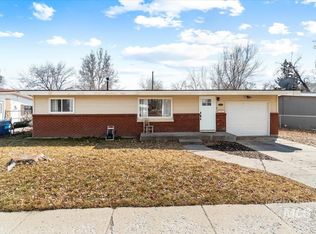 411 Chestnut St, Mountain Home, ID 83647