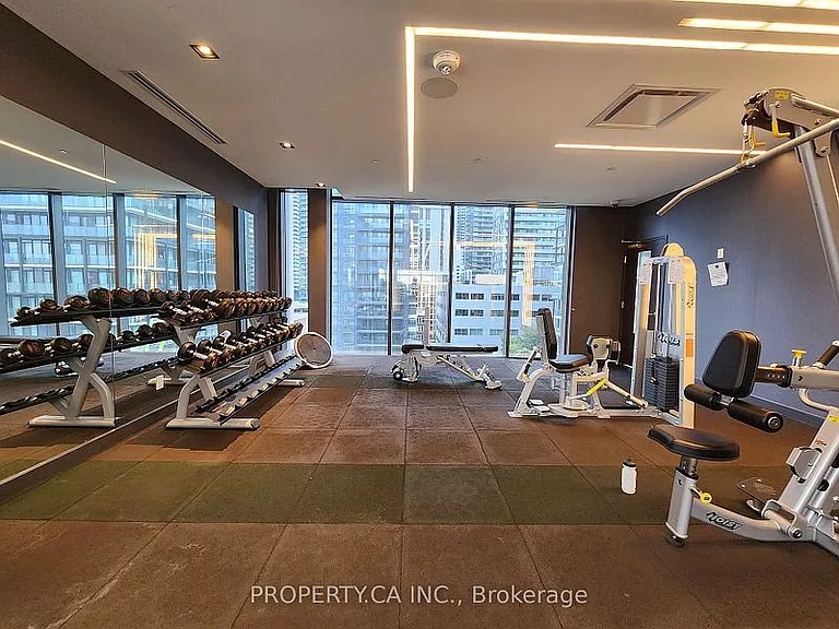 330 Richmond St W #609 — Photo 19