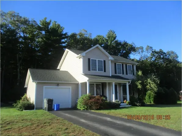 52 Hornbeam Rd, Coventry, RI 02816