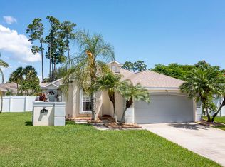 845 Breakaway Trl, Titusville, FL 32780