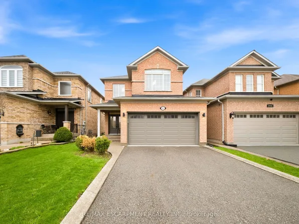 3812 Lacman Trl, Mississauga, ON L5M 6X8