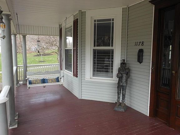 3rd image of 1178 N Columbus St