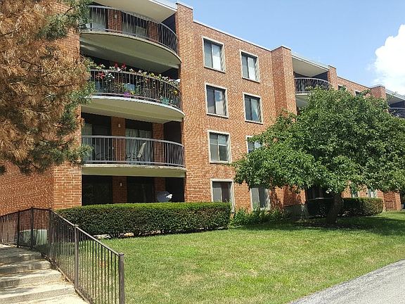 2nd image of 1415 E Central Rd Unit 116B