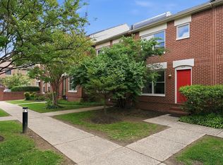 207 Roundhouse Ct, Baltimore, MD 21230