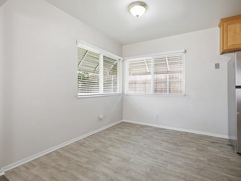 262 B Ave — Photo 12