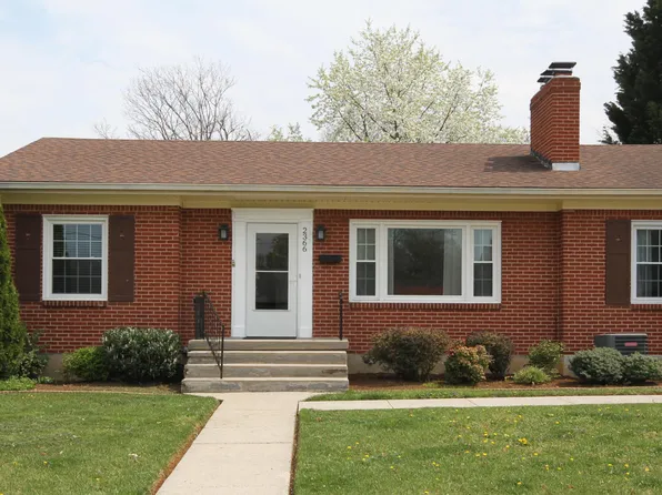 2366 Carlton Rd SW, Roanoke, VA 24015