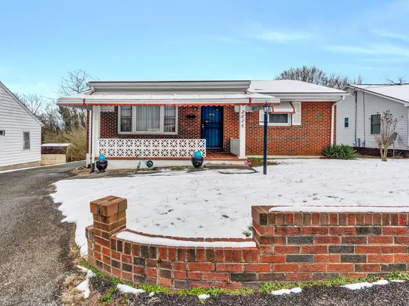 2826 Clifton St NW, Roanoke, VA 24017