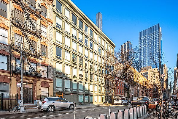 1st image of 351 W 54th St #6E