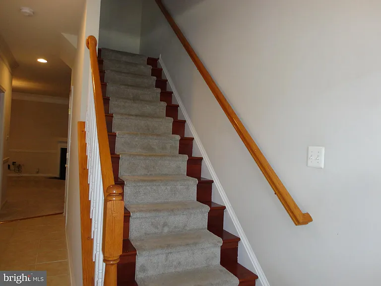 24699 Kings Canyon Sq — Photo 5