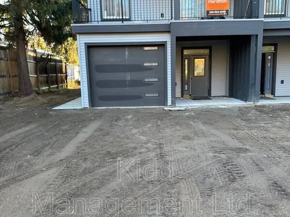 6936 Langer Cres #B, Prince George, BC V2K 2N4
