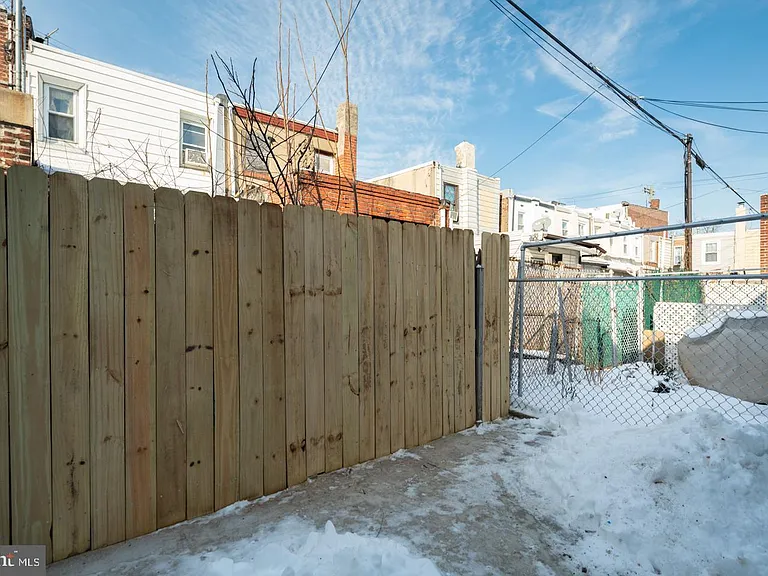 3060 Salmon St — Photo 17