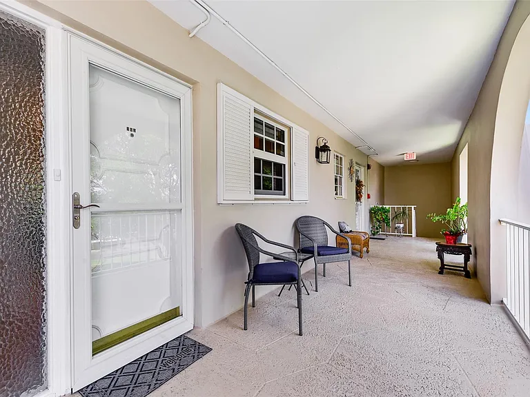 773 Jeffery St #4-305 — Photo 16