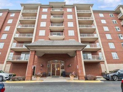 8440 Callie Ave #C-504, Morton Grove, IL, 60053