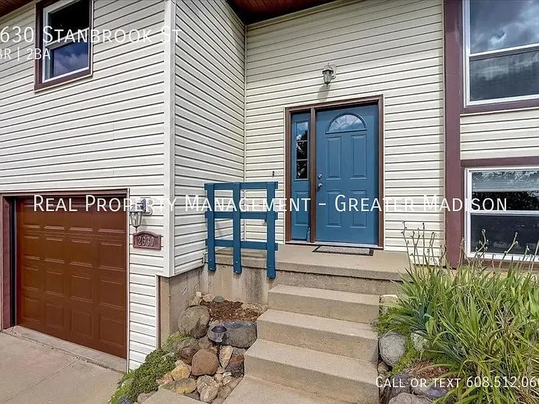 2630 Stanbrook St — Photo 2