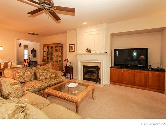 4th image of 15111 Legend Oaks Ct