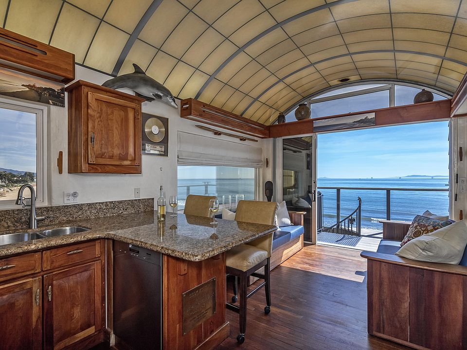 1st image of 1558 Miramar Bch