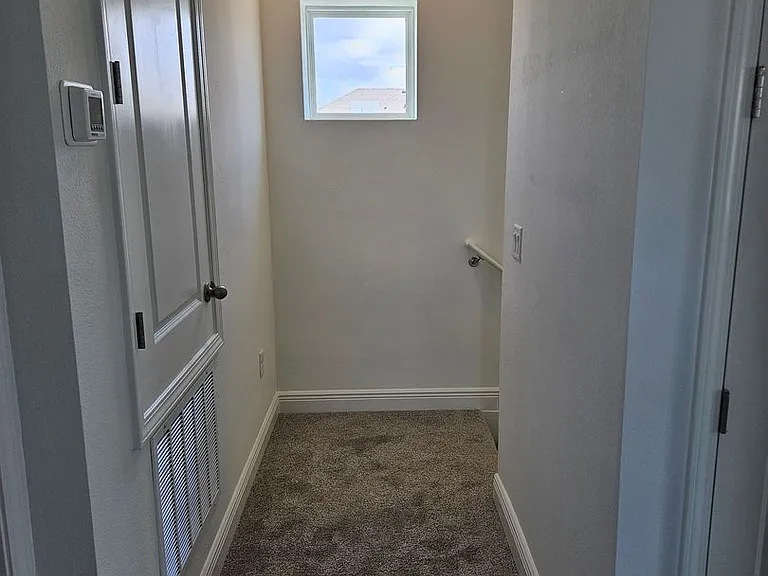 10172 Pearson Ave — Photo 19