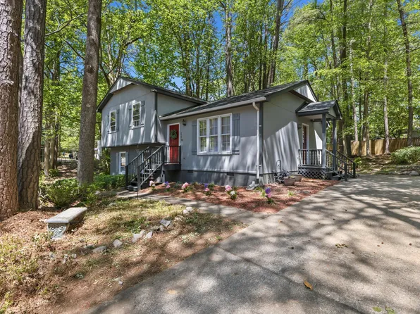 303 Winding Brook Dr, Garner, NC 27529