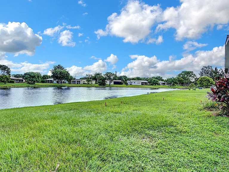 14608 Country Side Ln — Photo 21