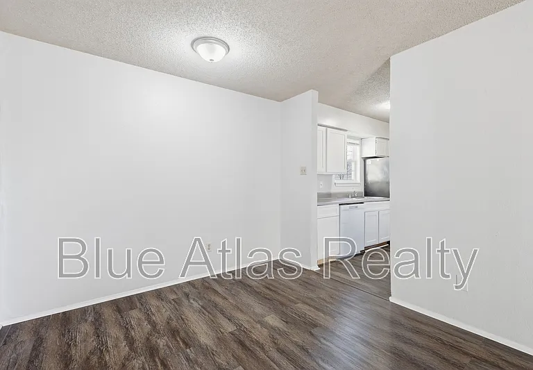 8030 Cambridge Cir #A — Photo 6