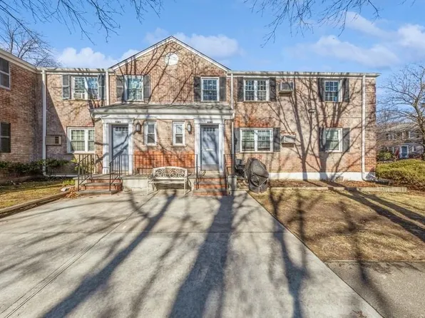 224-46 Horace Harding Expressway #630, Oakland Gardens, NY 11364