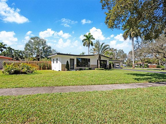 4th image of 6260 Plantation Rd