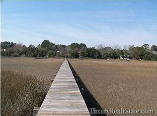 1195 Long Point Rd, Mount Pleasant, SC 29464