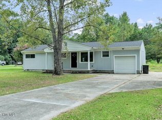 2106 Pony Farm Rd, Jacksonville, NC 28540