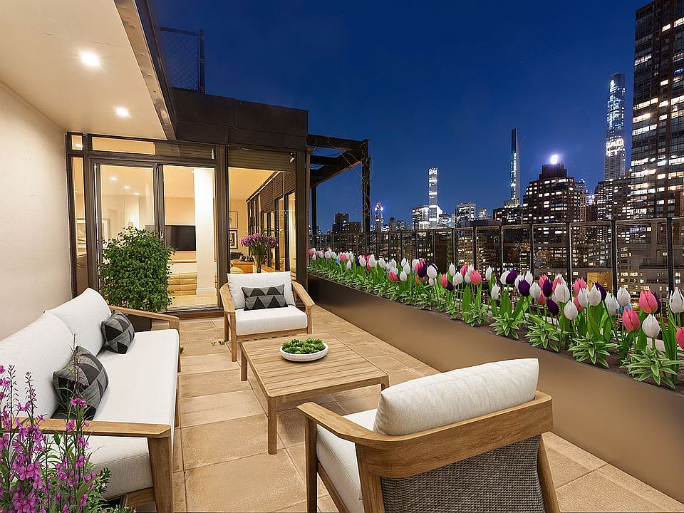 1st image of 135 W 70th St #Phd