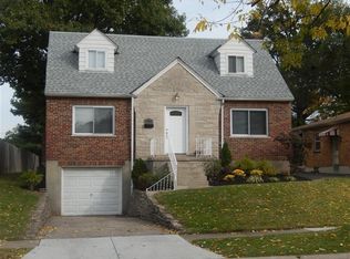 2704 Anderson Ferry Rd, Cincinnati, OH 45238