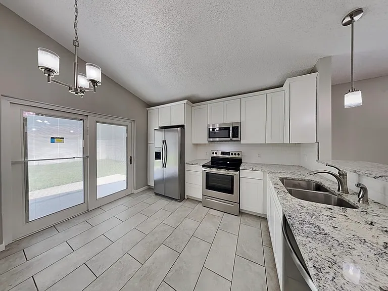 6879 Belmar Dr — Photo 4