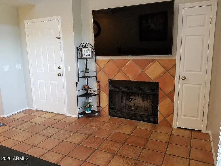 2333 E Southern Ave — Photo 3