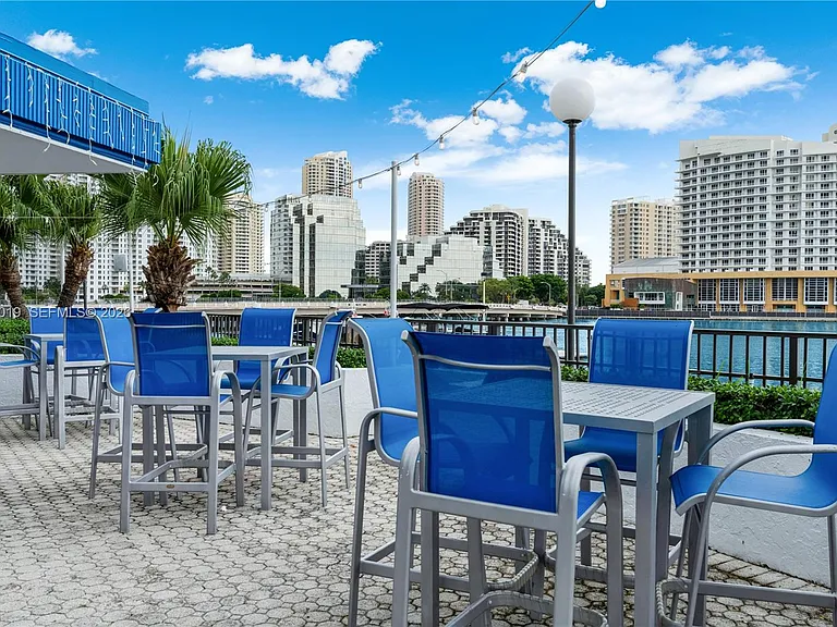 825 Brickell Bay Dr #850 — Photo 16