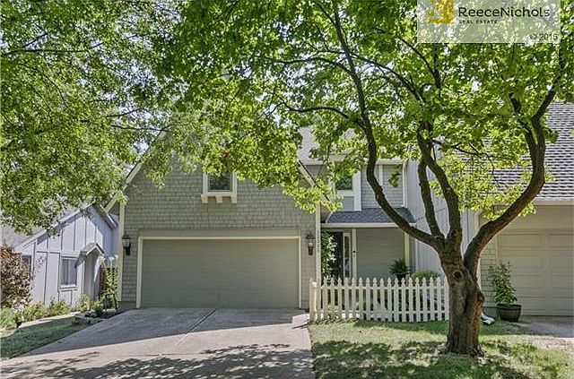 Picture Perfect in Westmont!