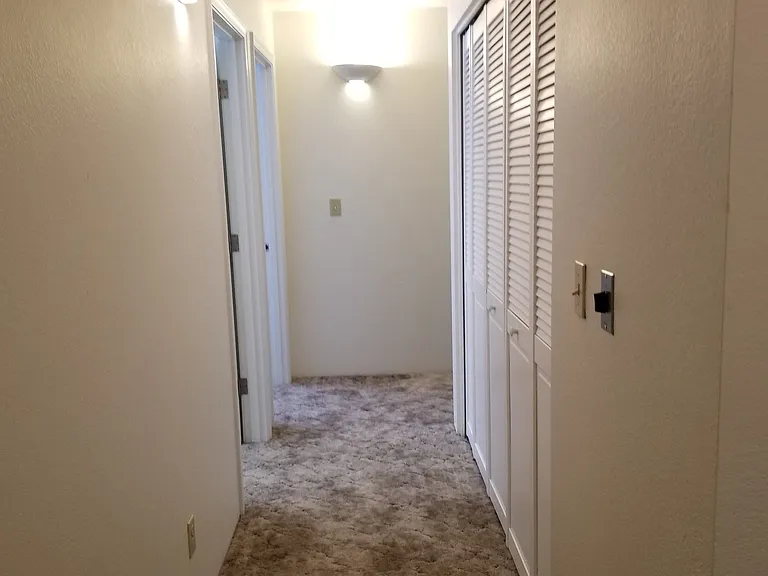 1628 Kellenbeck Ave — Photo 2