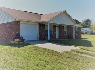 26 Smitherman St, Altus, AR 72821