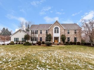 7 Yorkshire Dr, Hackettstown, NJ 07840