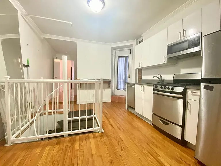 118 E 102nd St #1D — Photo 2