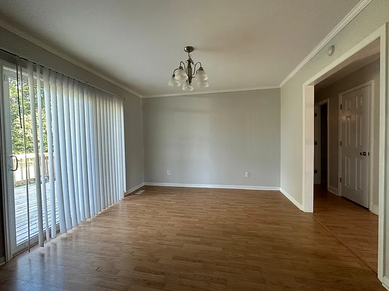 145 Stoney Hill Ln — Photo 10