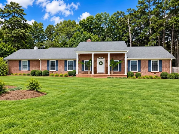 1259 Jefferson St, Mc Cormick, SC 29835
